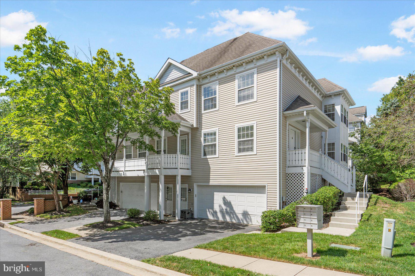 4 PENNYBOROUGH COURT 28