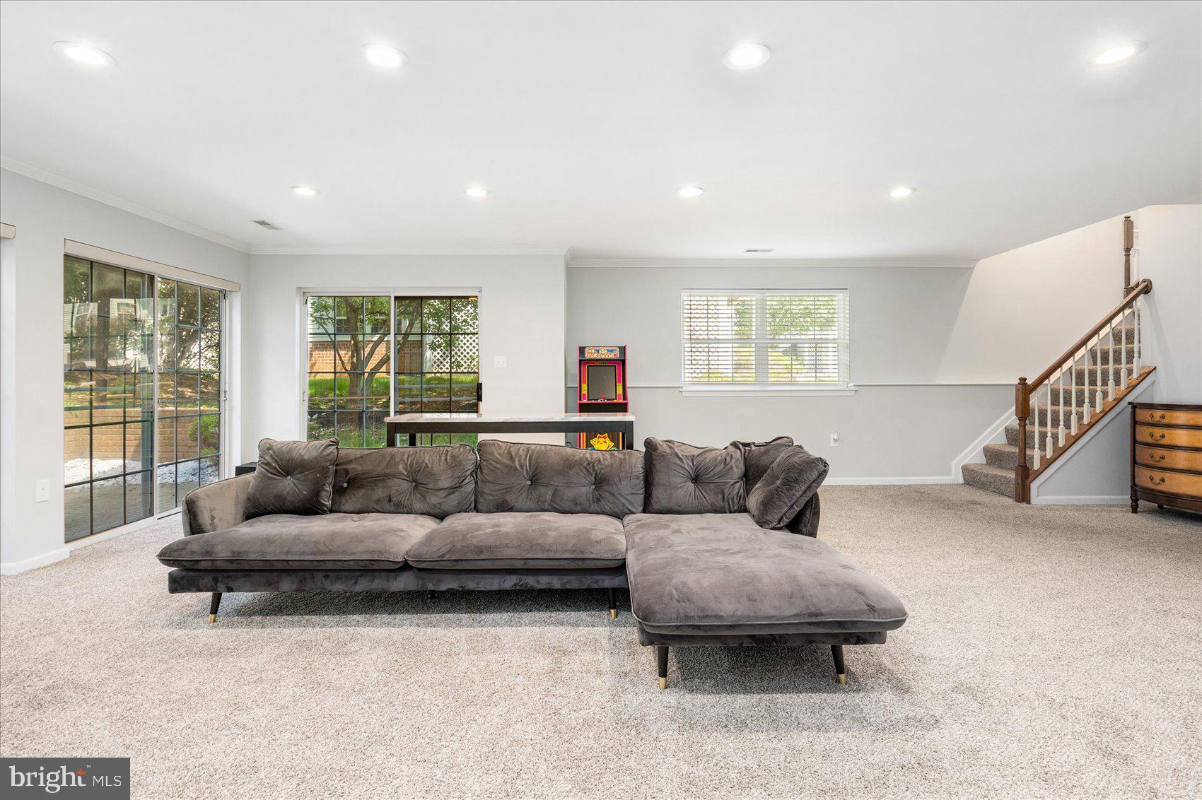 4 PENNYBOROUGH COURT 28
