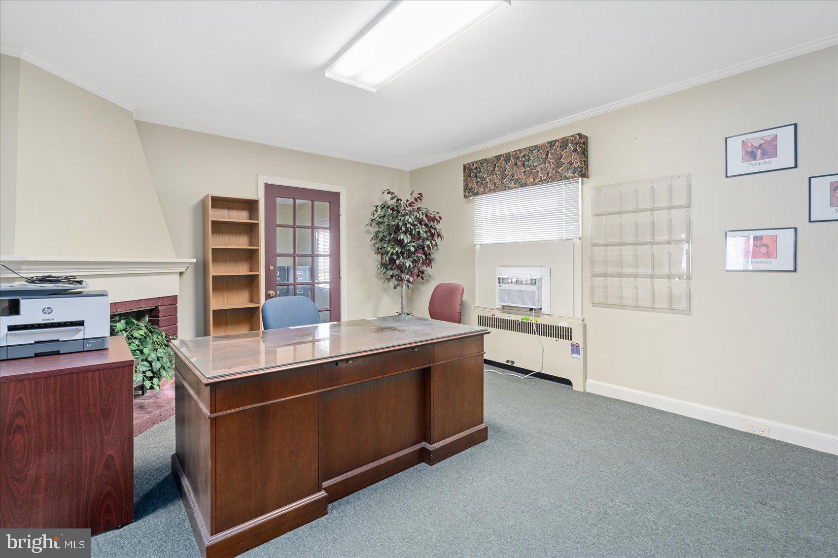 12 SUDBROOK LANE