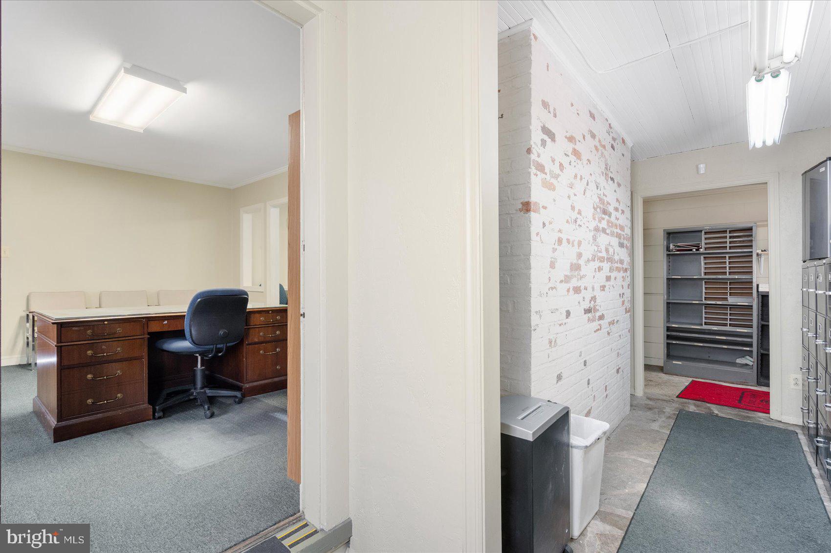 12 SUDBROOK LANE