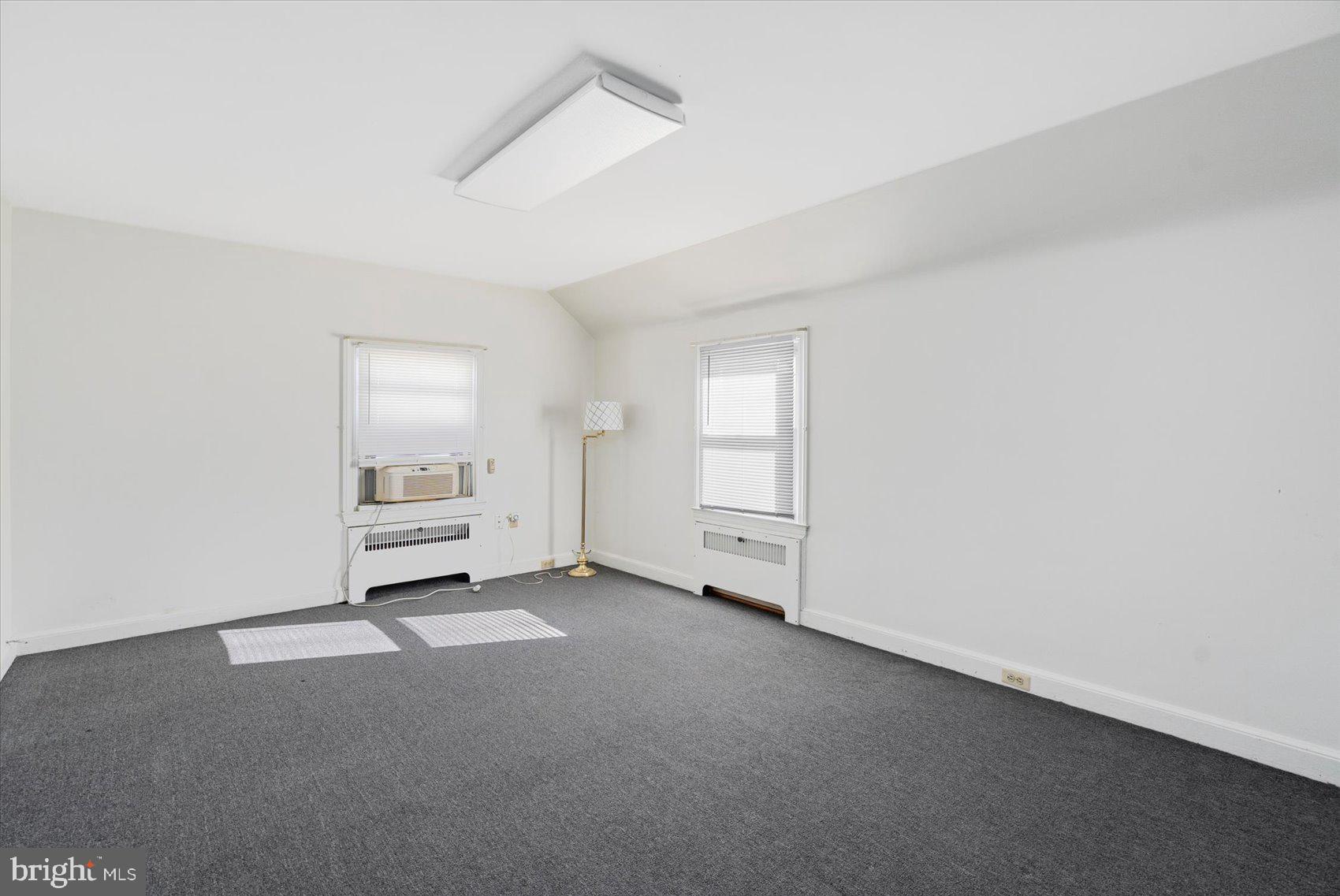 12 SUDBROOK LANE