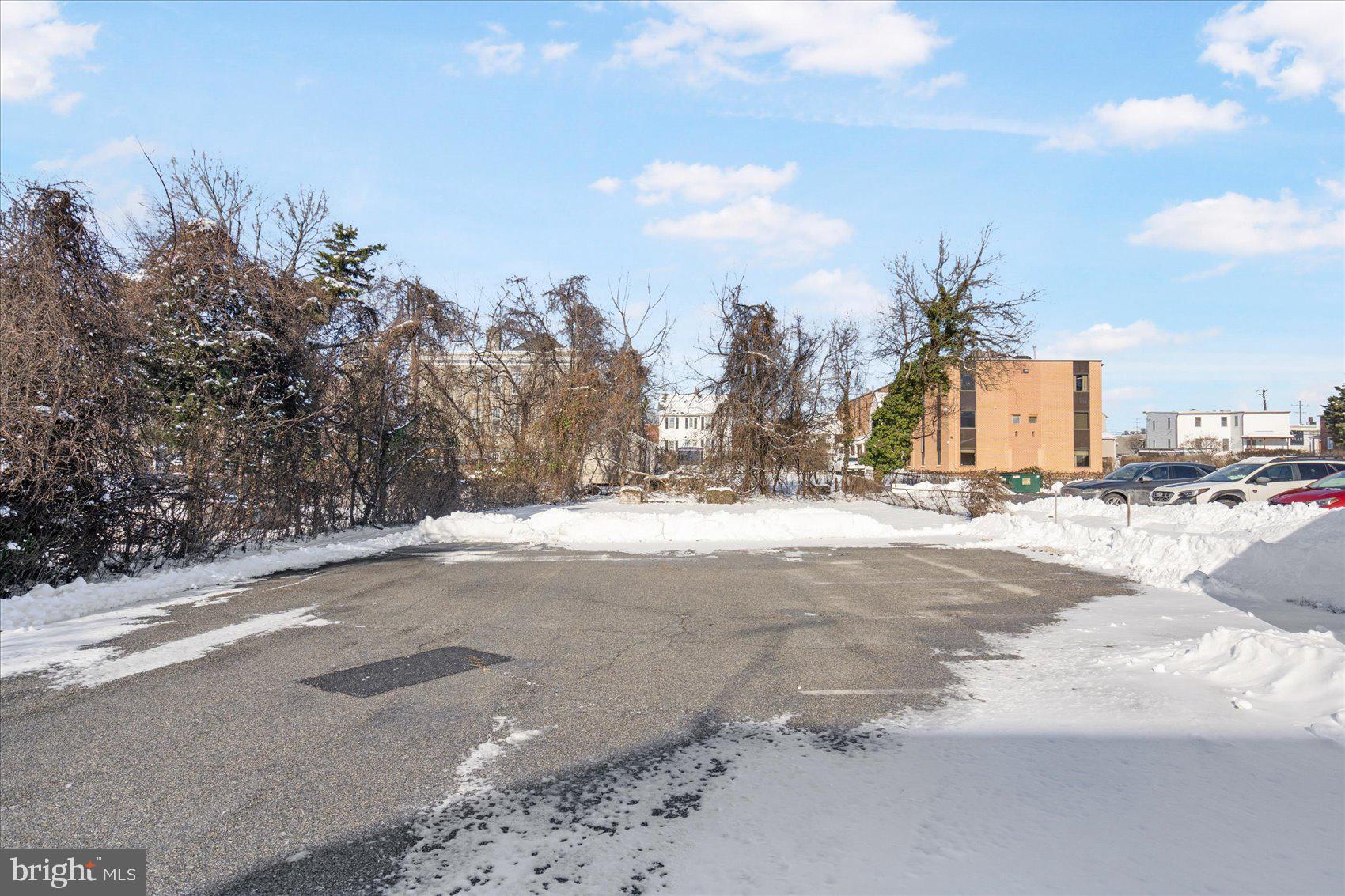 12 SUDBROOK LANE
