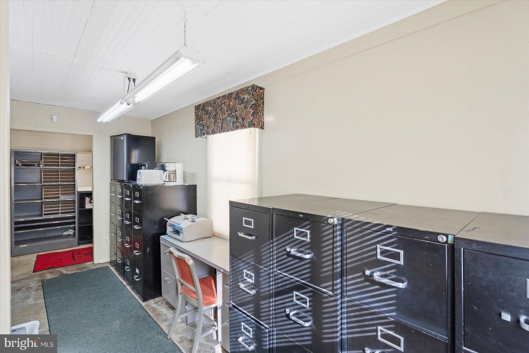 12 SUDBROOK LANE