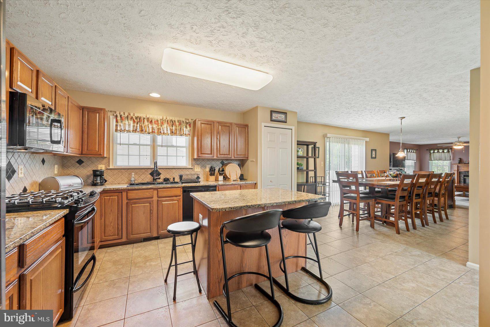 9517 LYONSWOOD DRIVE