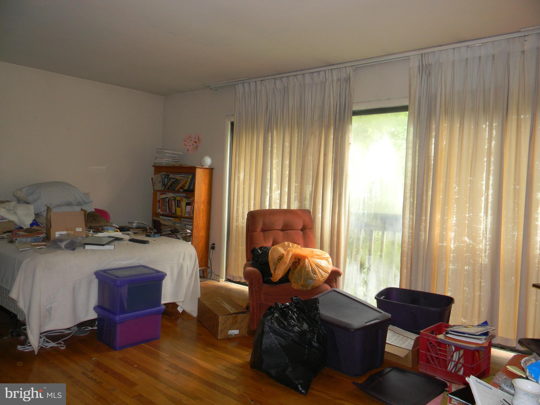 8237 VOSGES ROAD