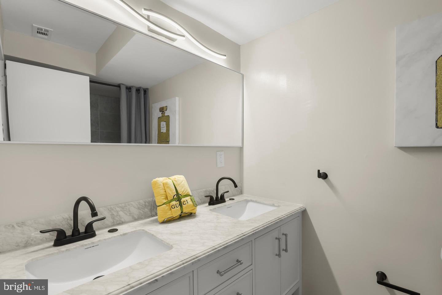 203 CORK LANE T-4