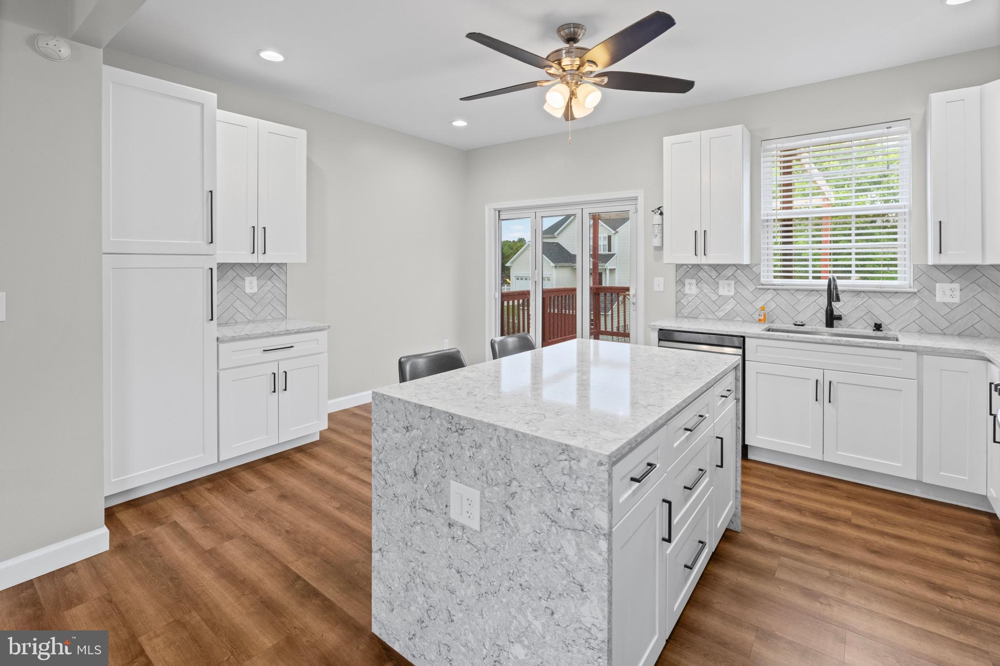 2108 STREAMWAY