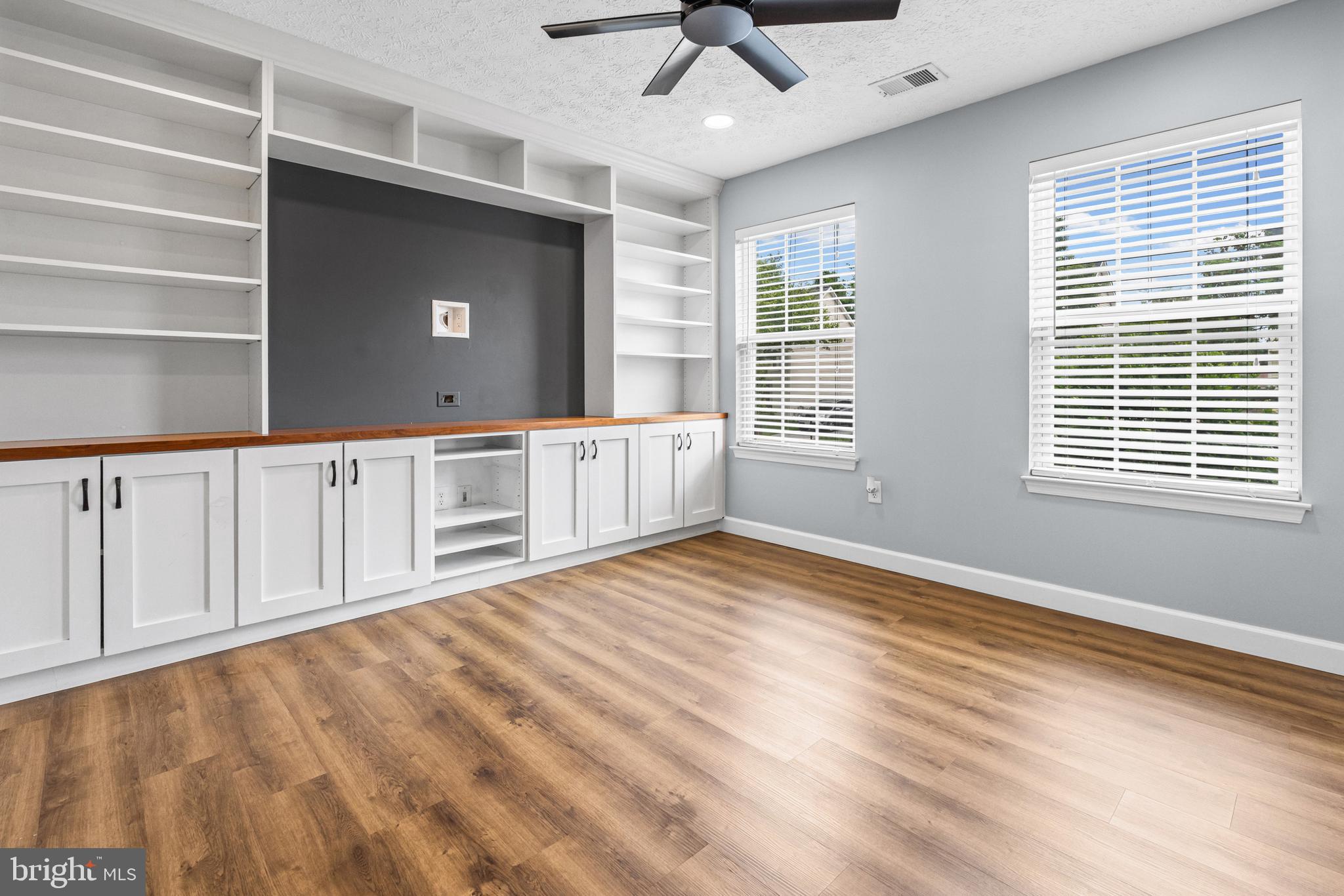 2108 STREAMWAY