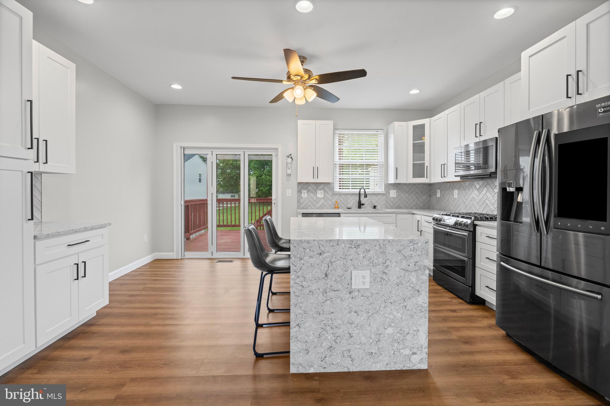 2108 STREAMWAY