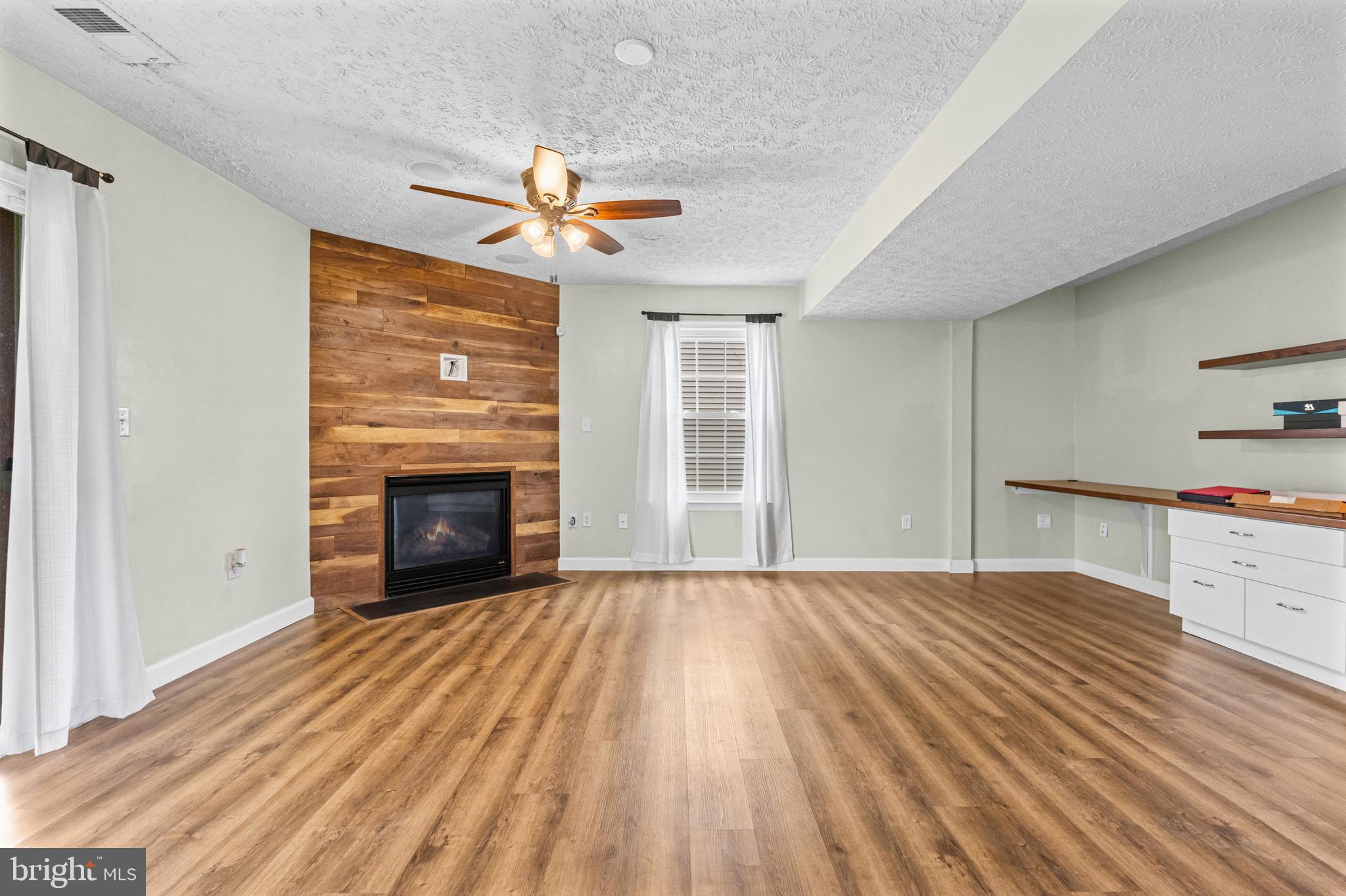 2108 STREAMWAY