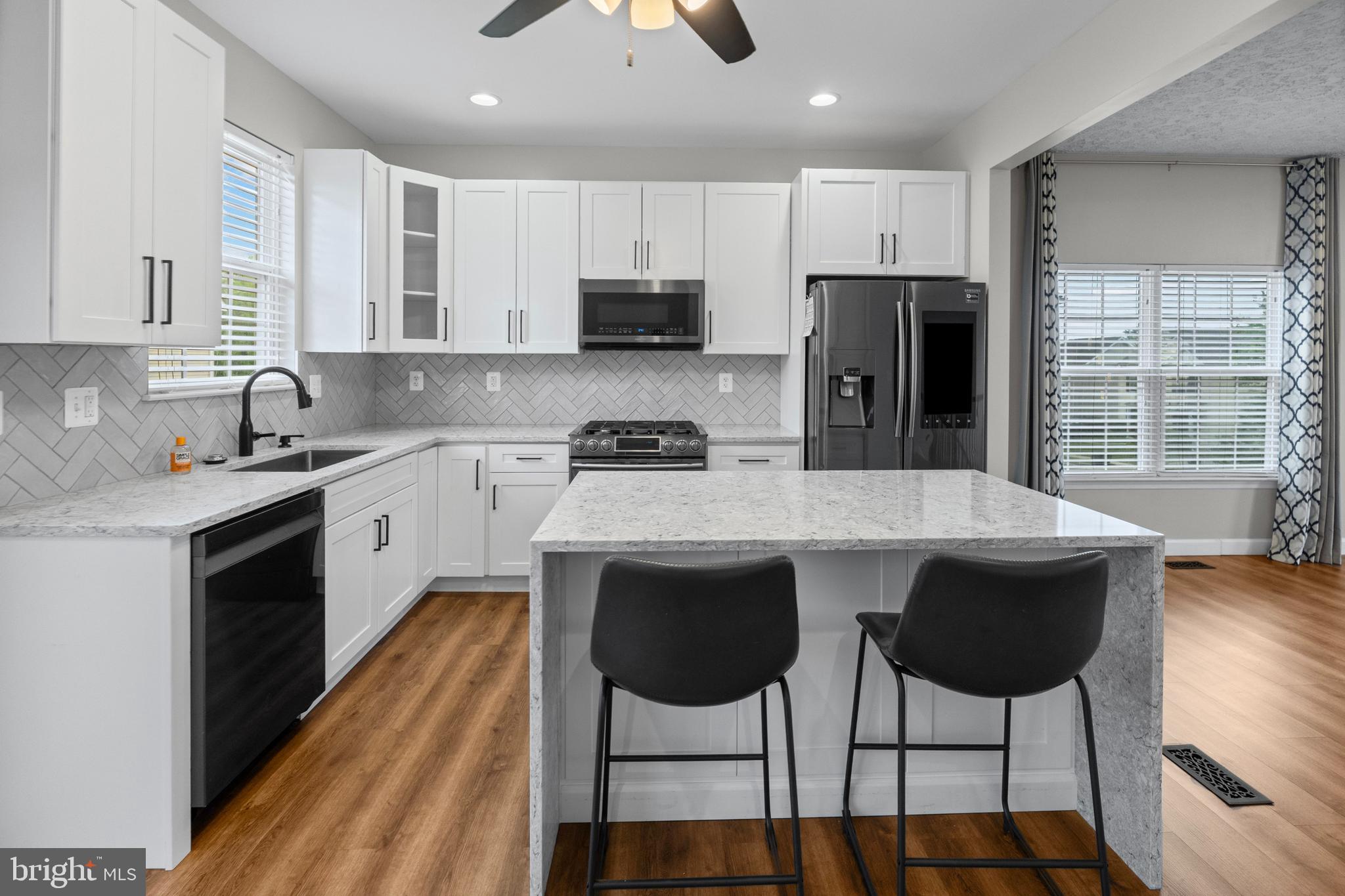 2108 STREAMWAY