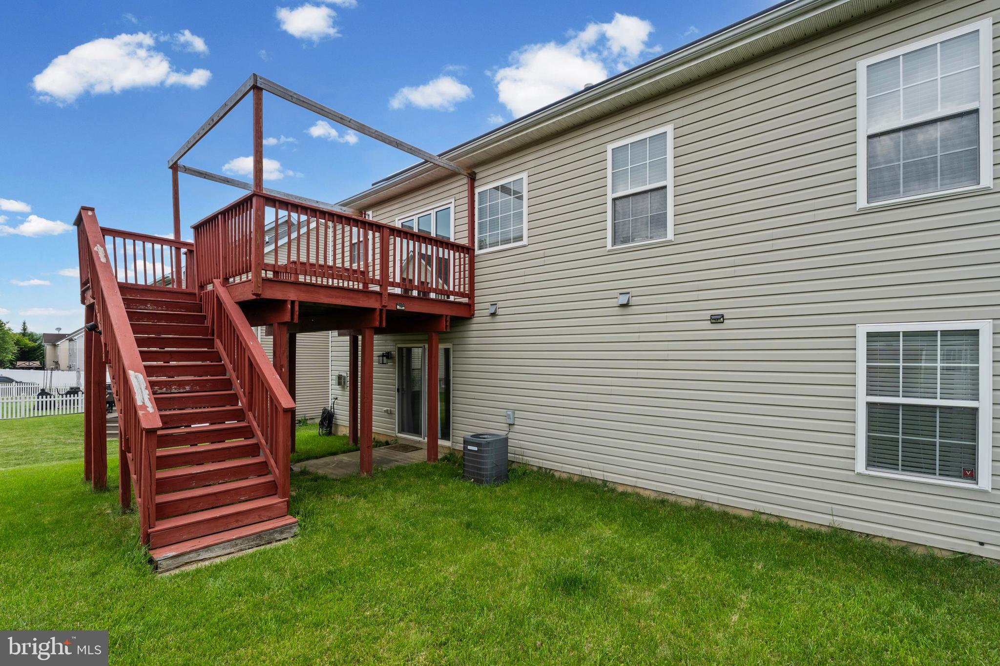 2108 STREAMWAY