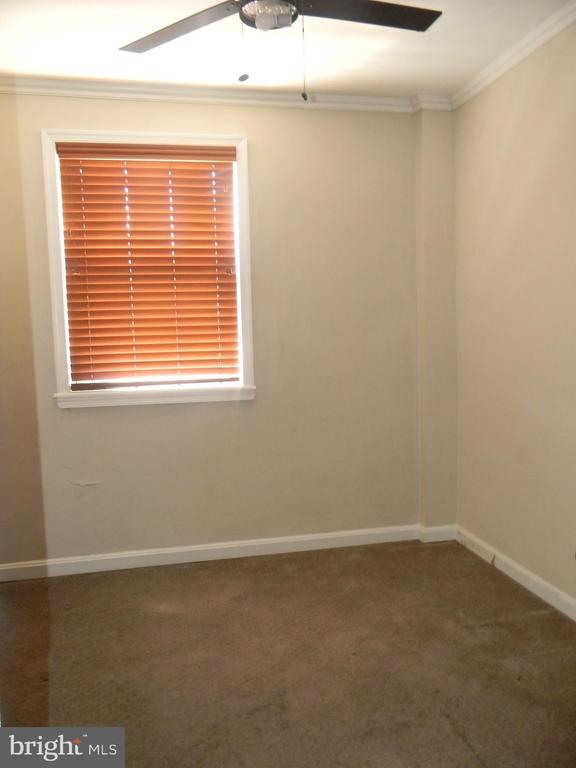 713 EASTSHIRE DRIVE