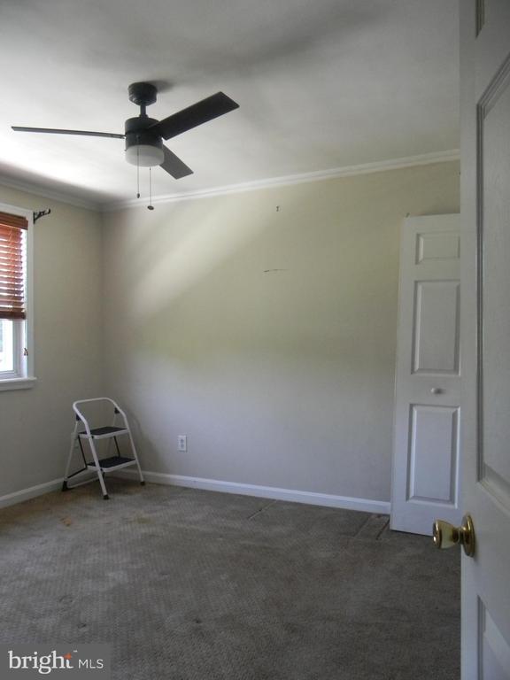713 EASTSHIRE DRIVE