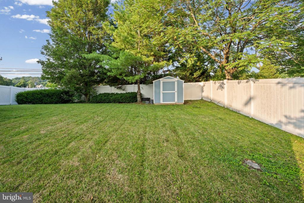 2094 STREAMWAY COURT