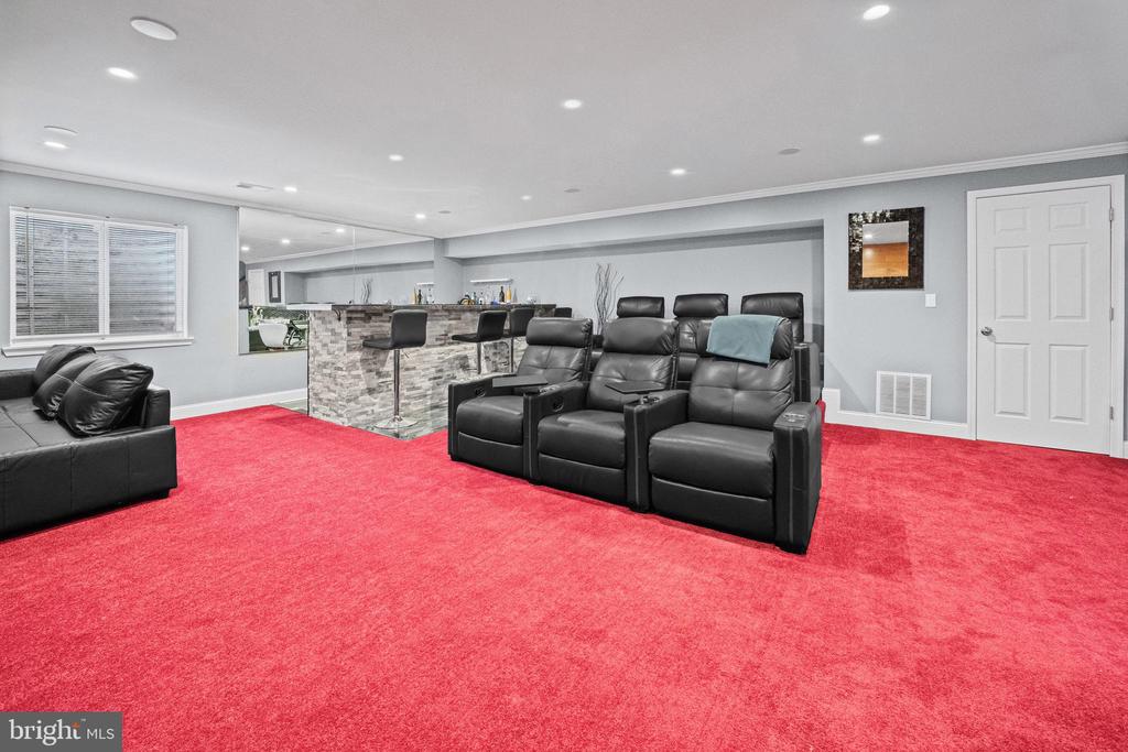 2094 STREAMWAY COURT