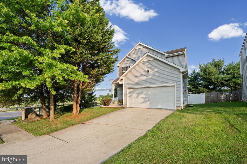 2094 STREAMWAY COURT