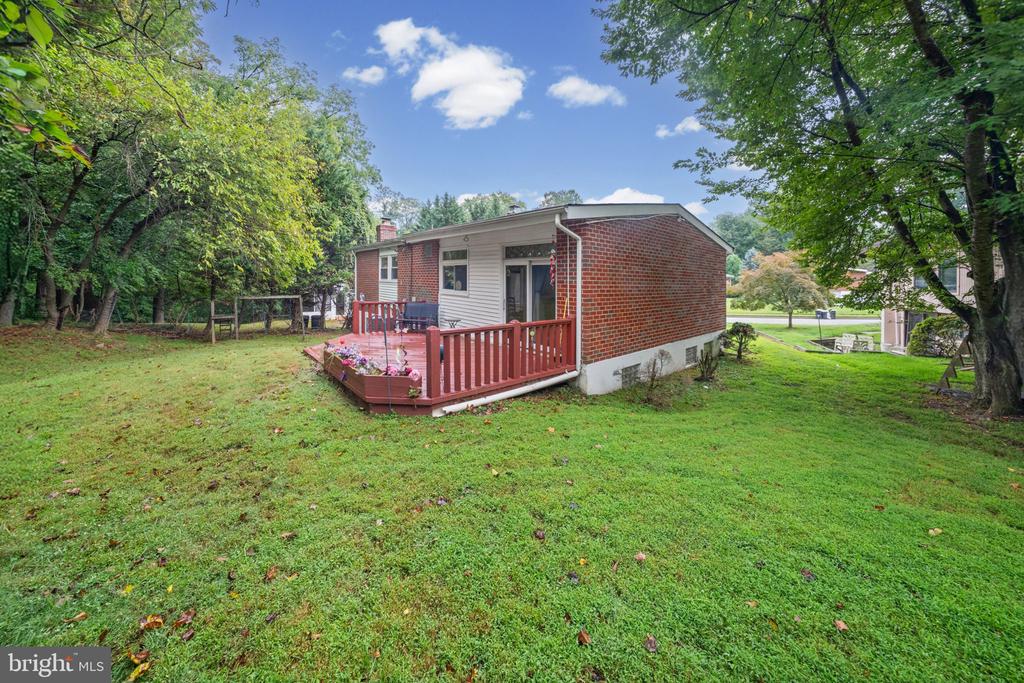 6816 TIMBERLANE ROAD
