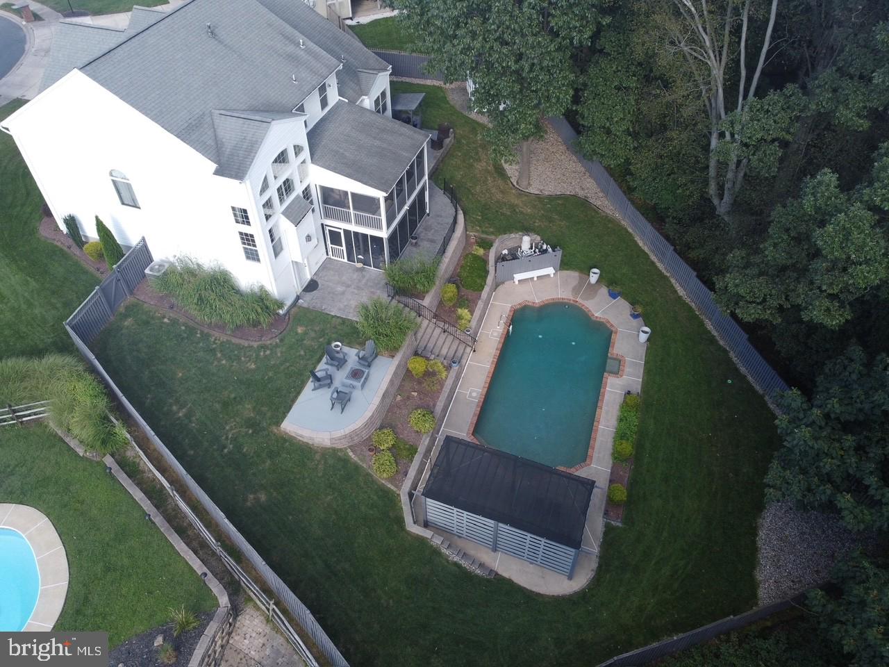 804 BRIERGREEN COURT