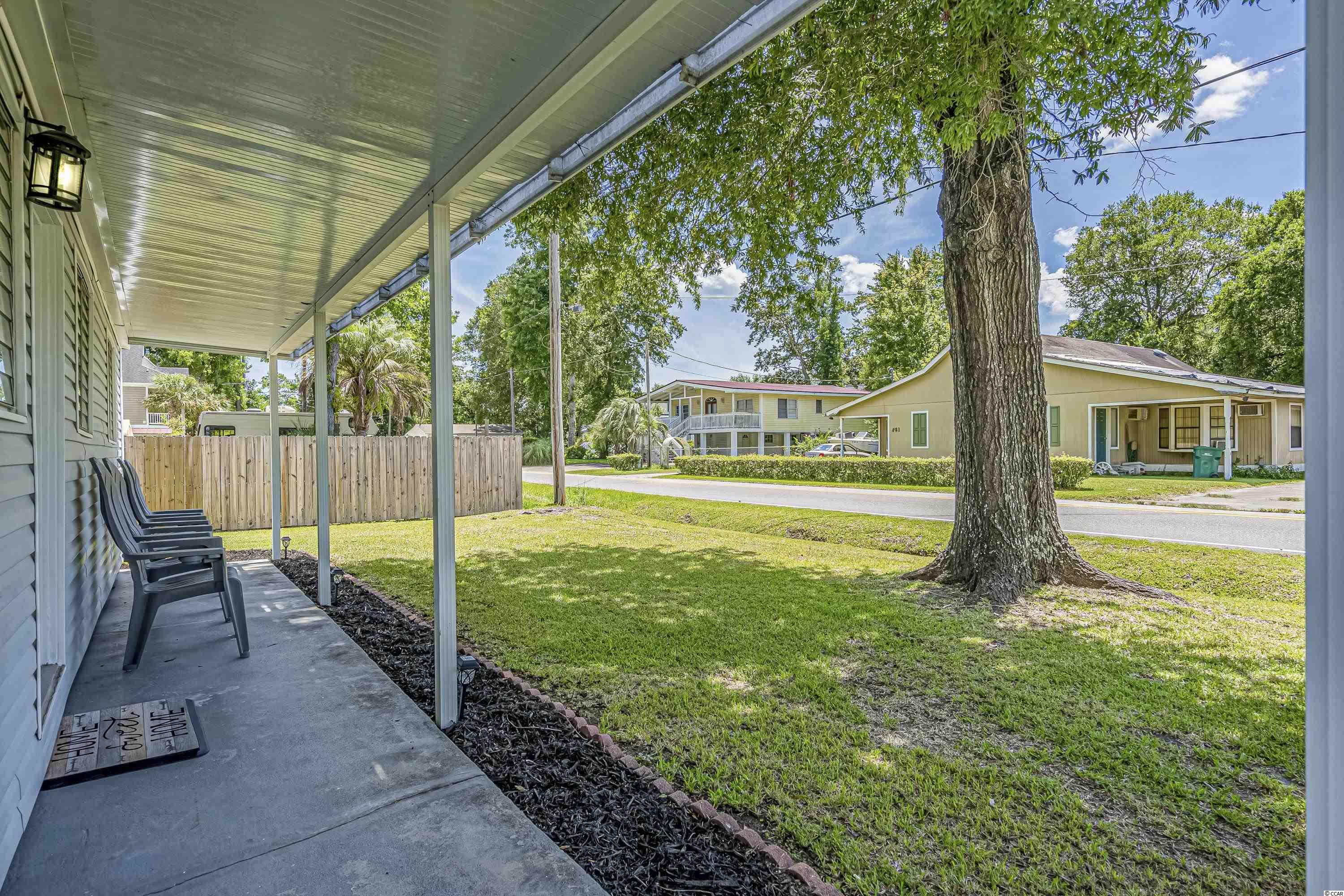 584 Vista Dr.