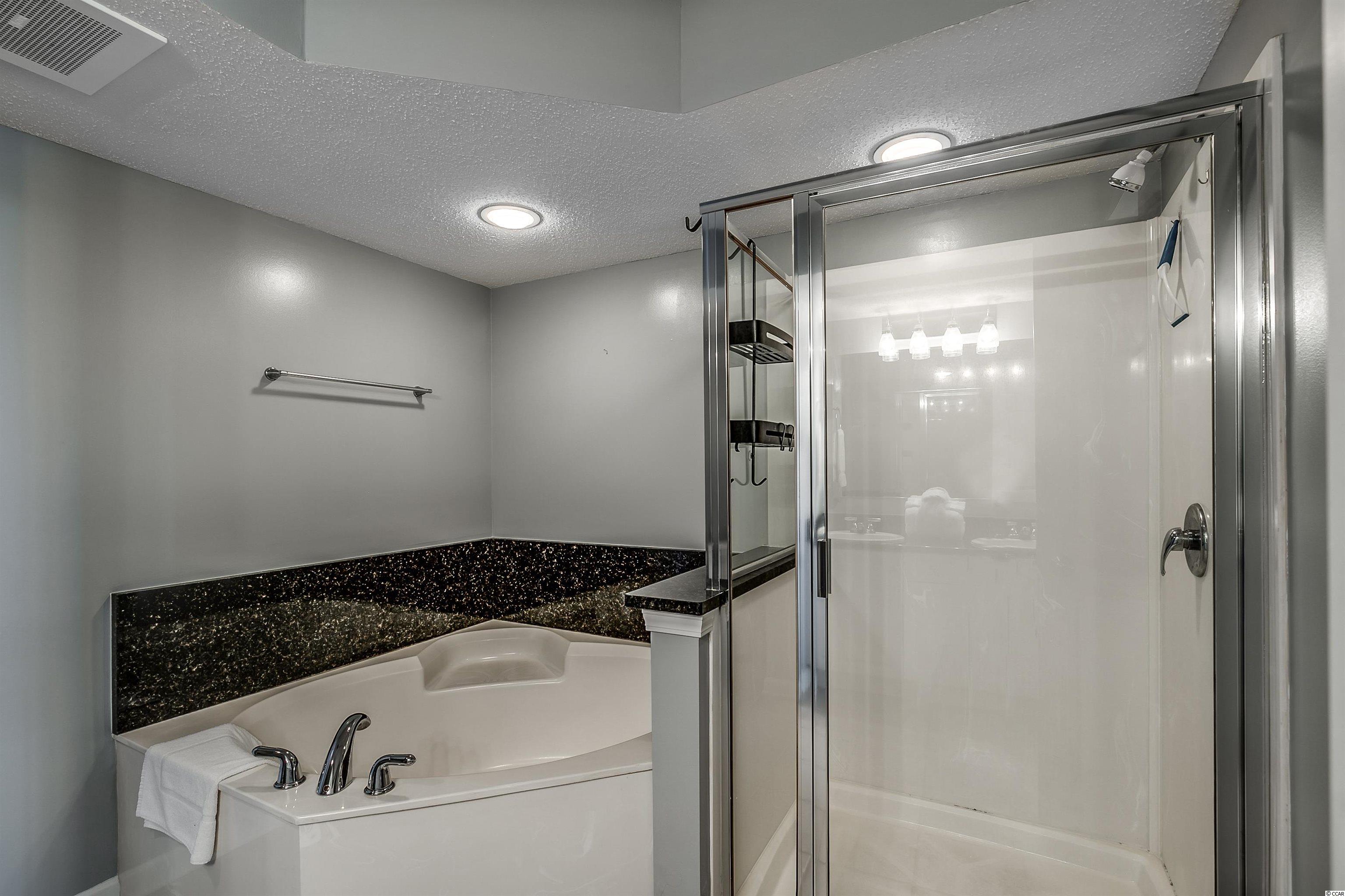 2151 Bridge View Ct. Unit: 2-504