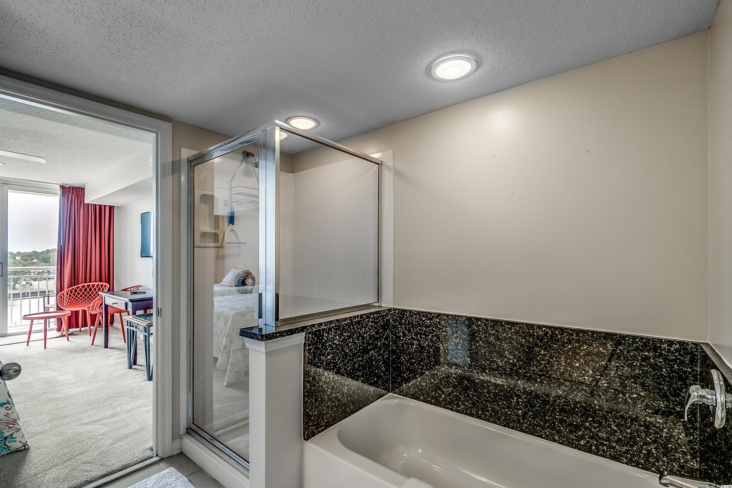 2151 Bridge View Ct. Unit: 2-504