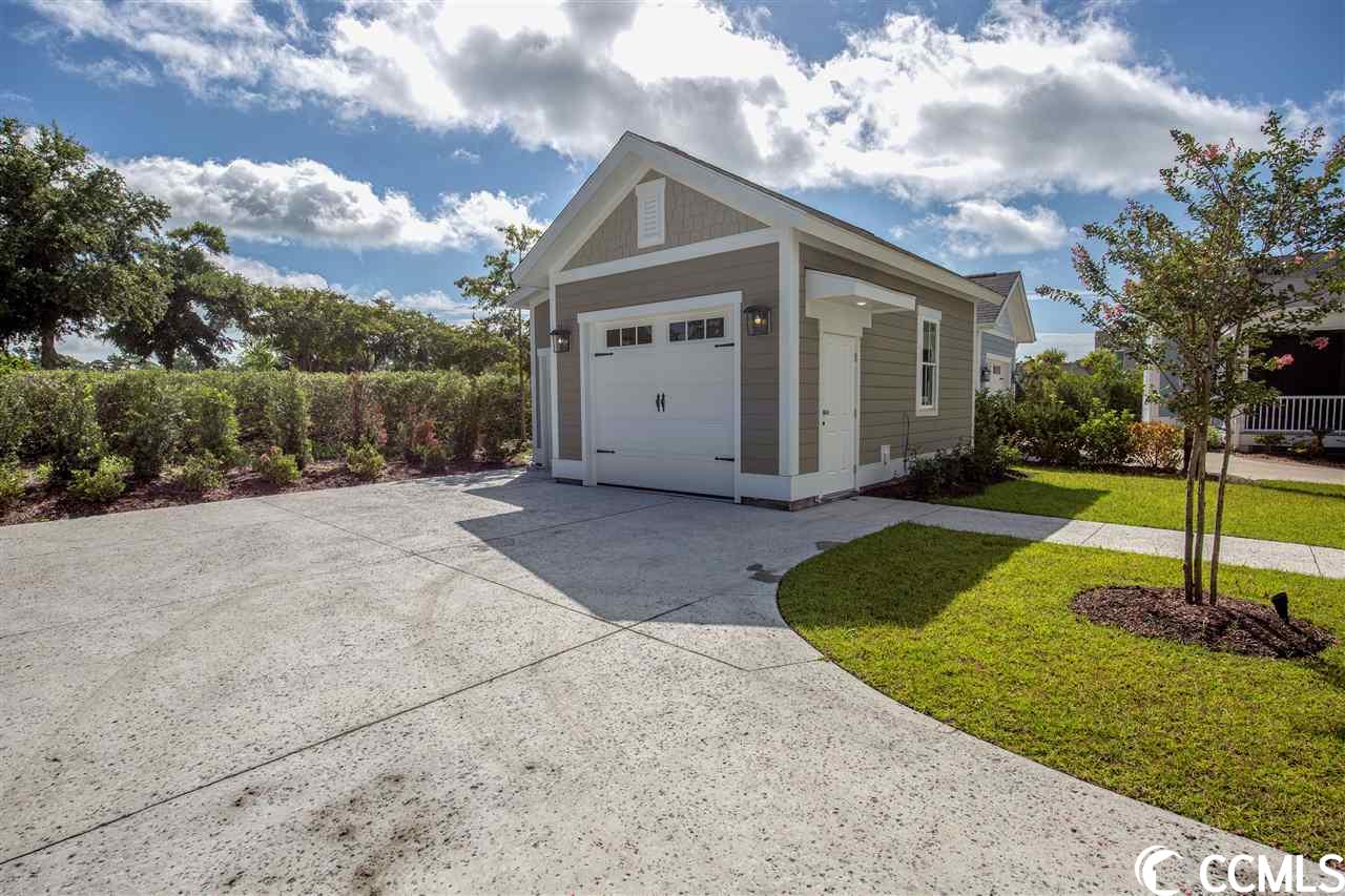 8092 Laurel Ash Ave.
