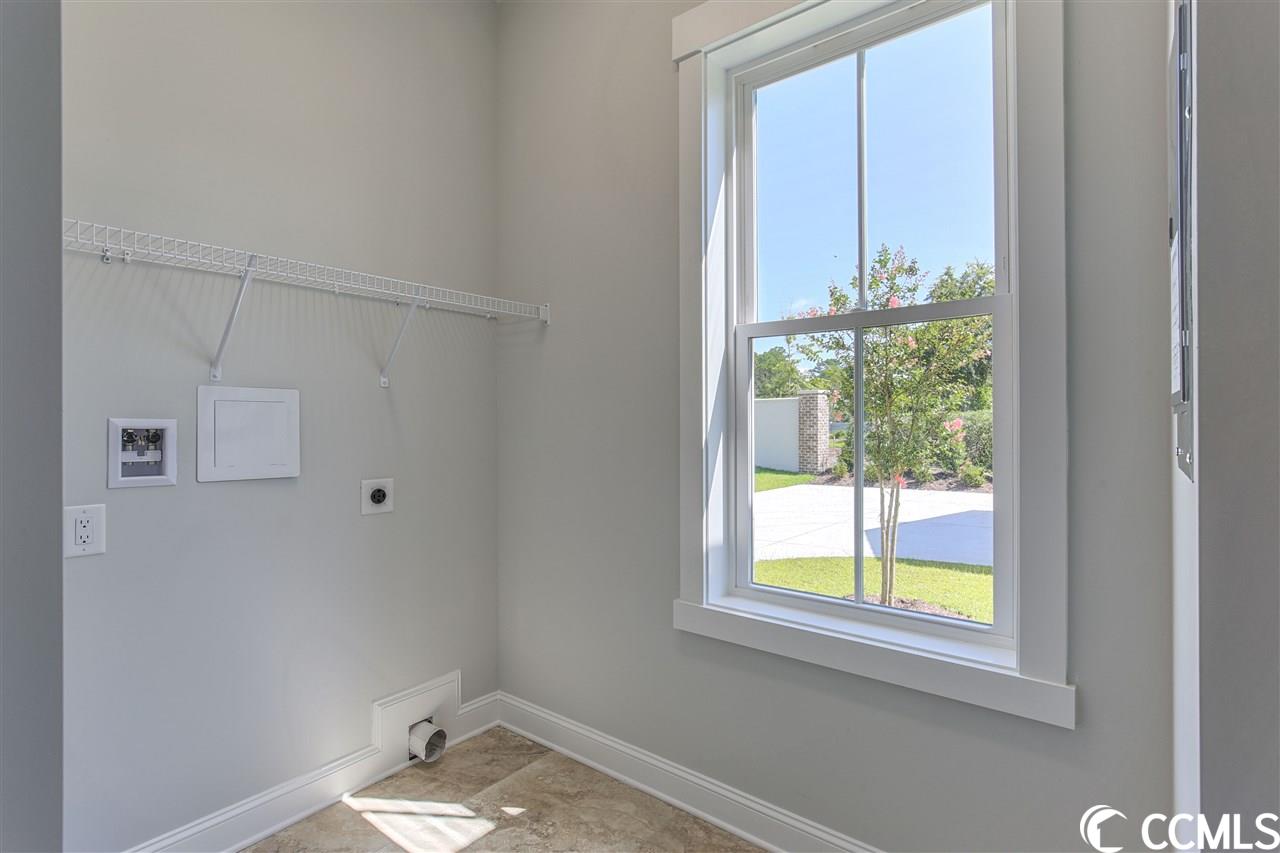 8092 Laurel Ash Ave.
