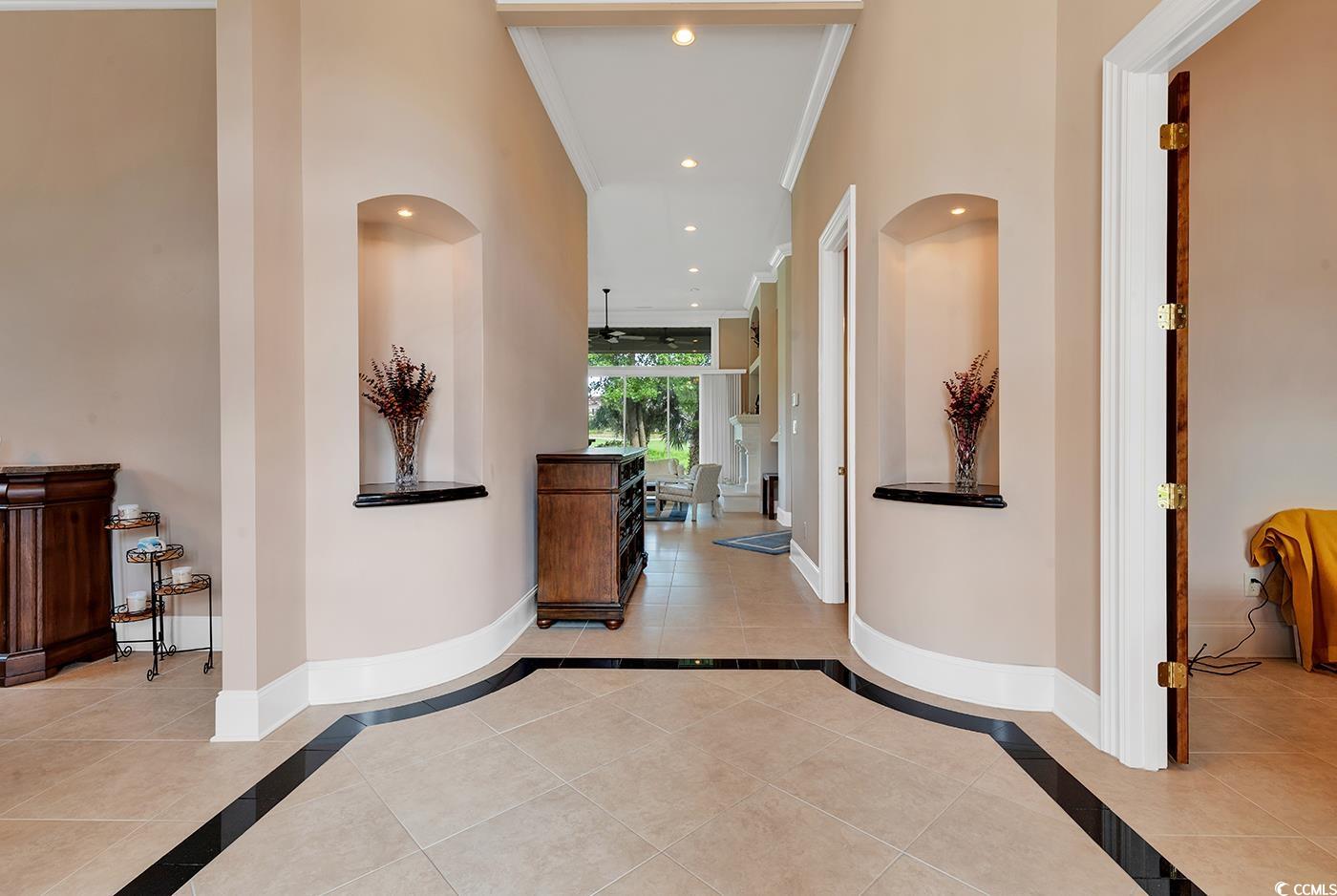 8534 La Costa Dr.