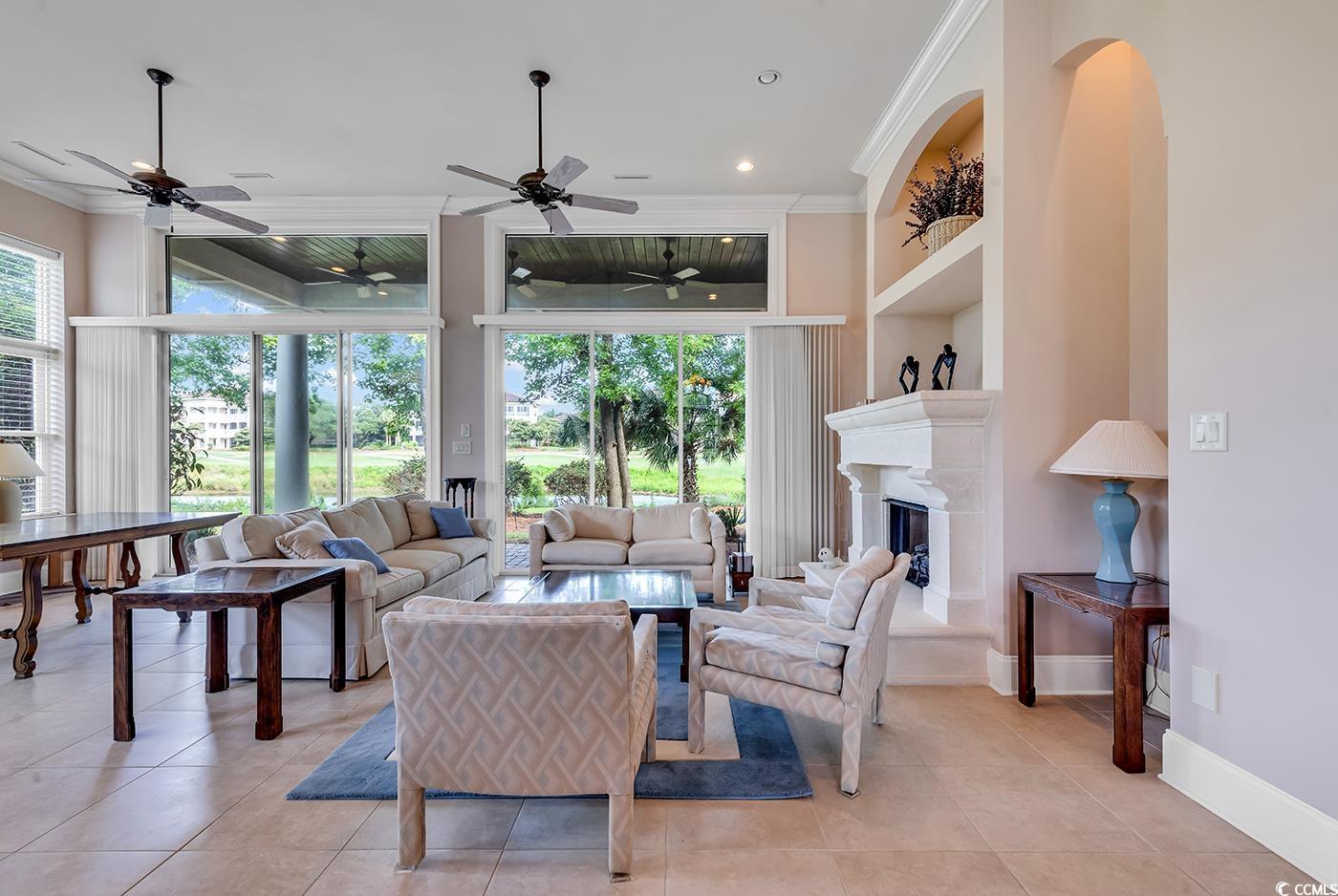 8534 La Costa Dr.