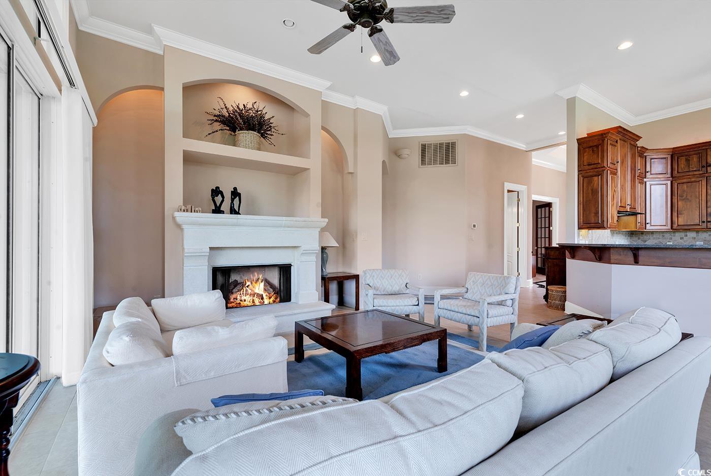 8534 La Costa Dr.