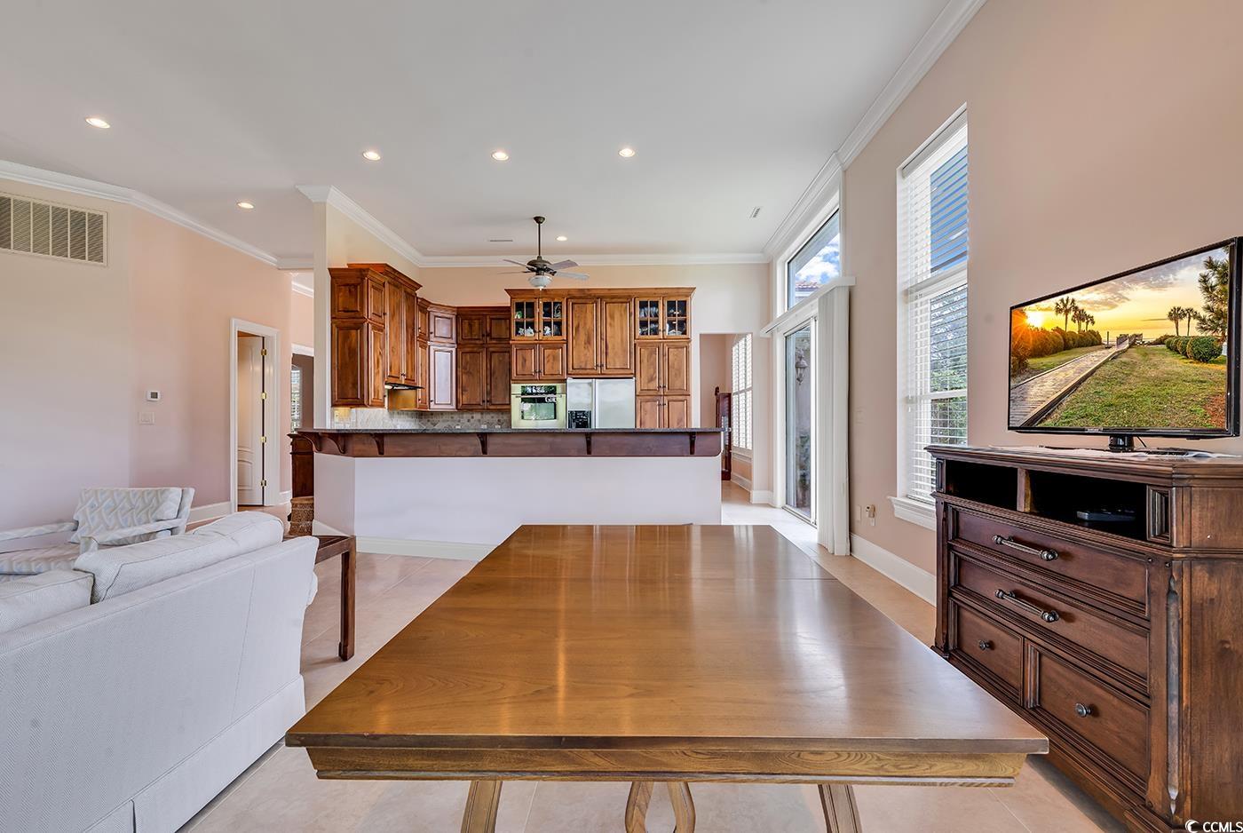 8534 La Costa Dr.