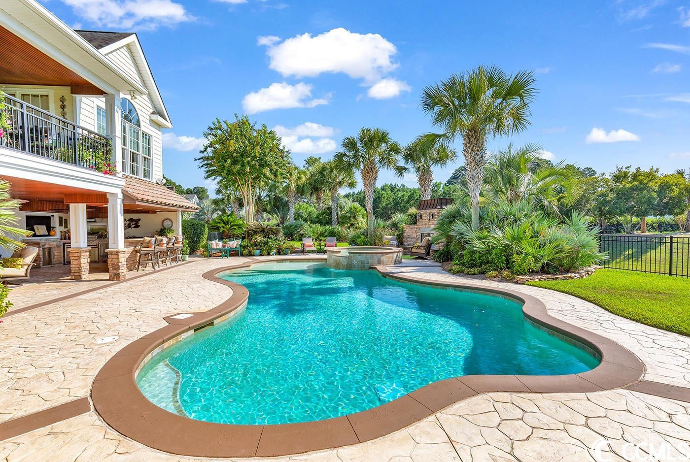 3808 Waterford Dr.