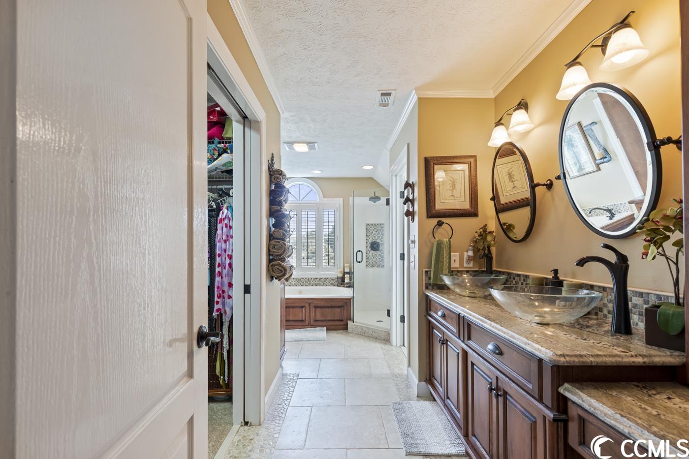 3808 Waterford Dr.