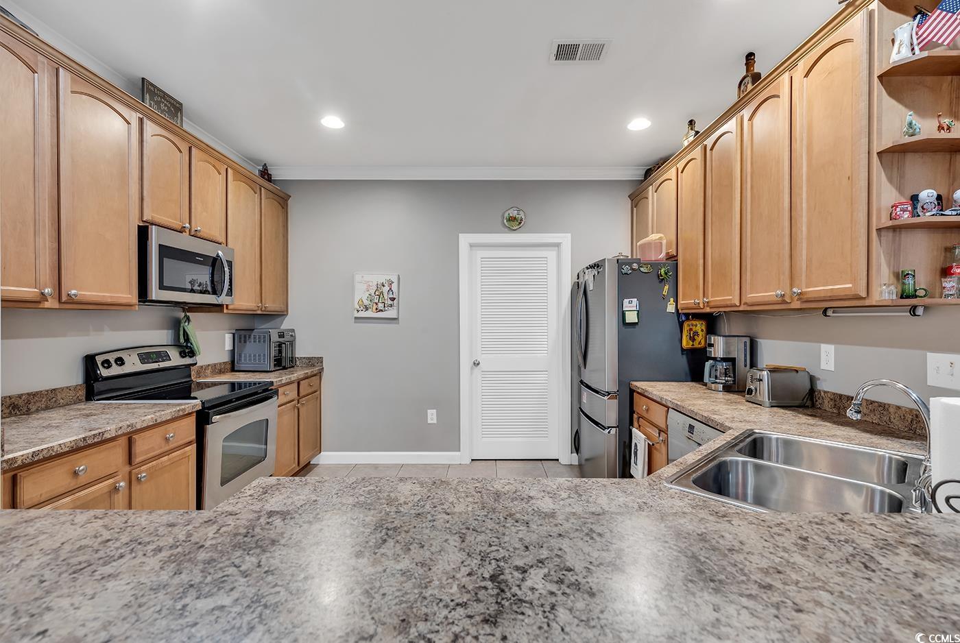 213 Moonglow Circle 102