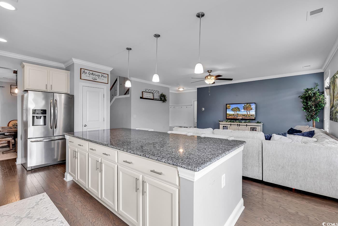 5700 Club Pines Ct.