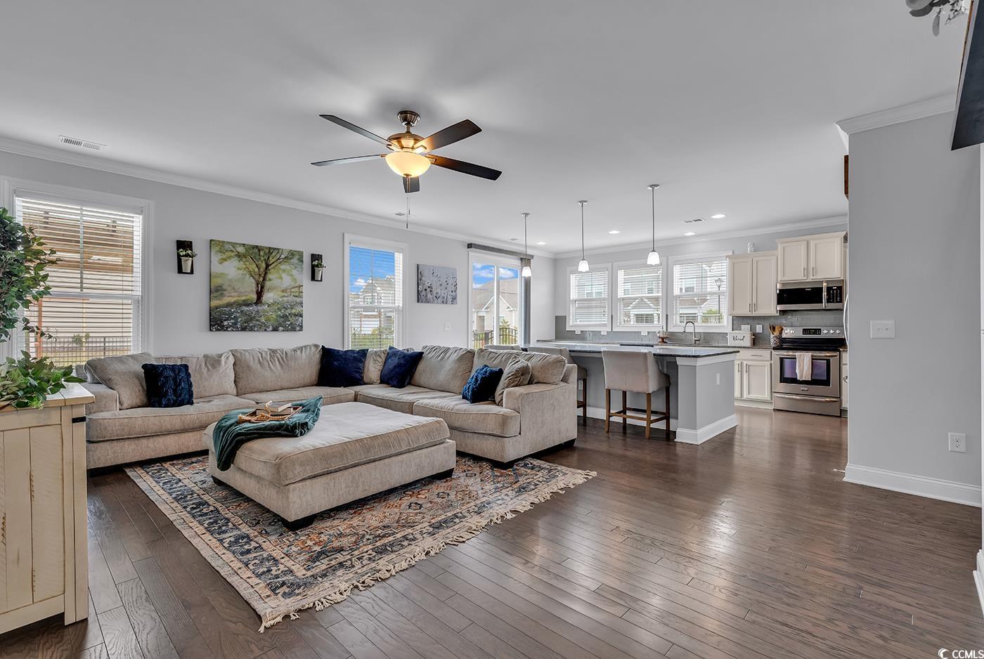 5700 Club Pines Ct.