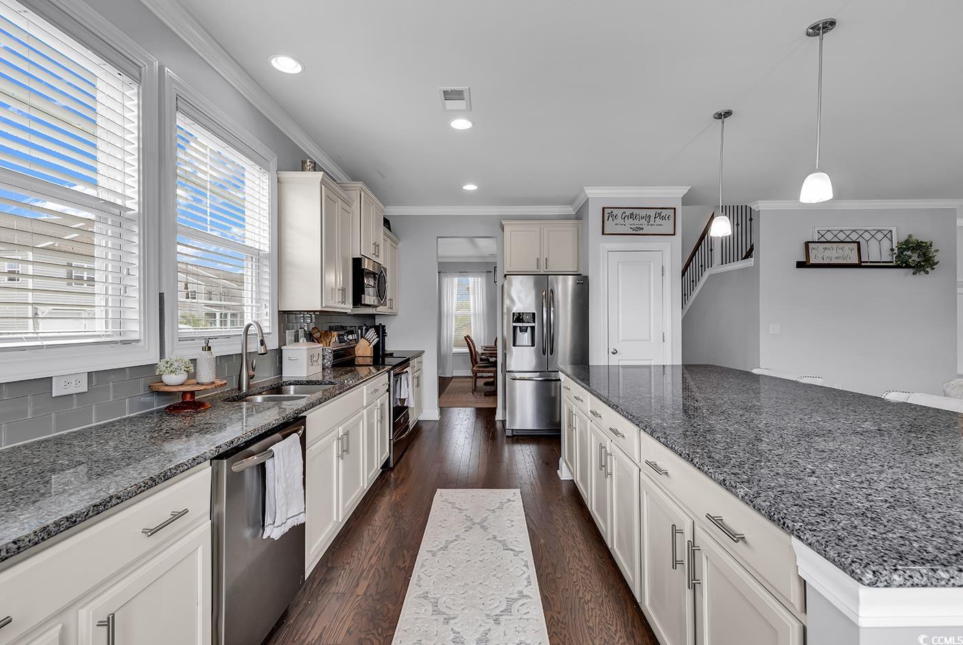 5700 Club Pines Ct.