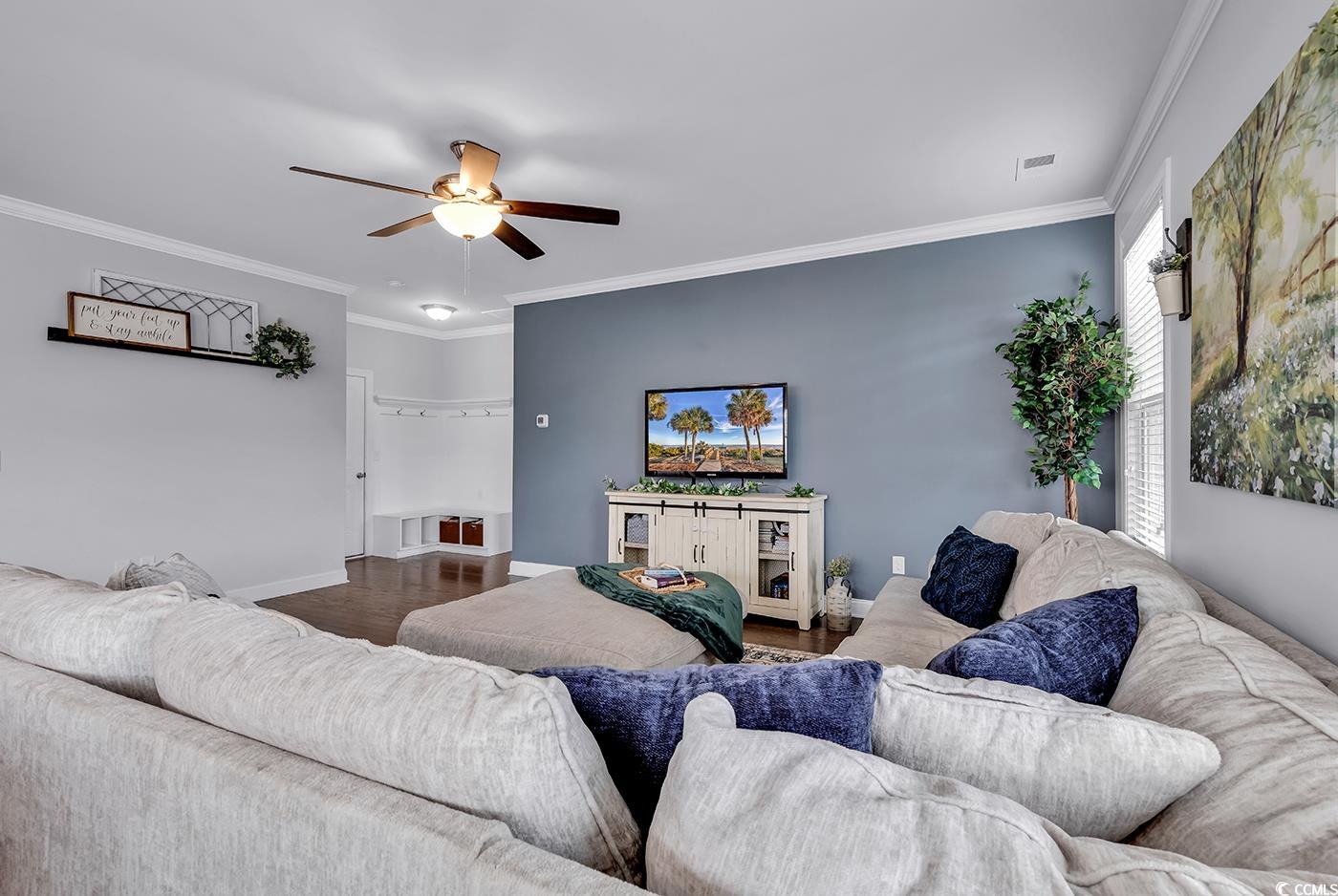 5700 Club Pines Ct.