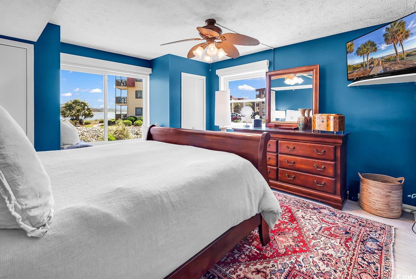 300 63rd Ave. N Unit: 102C