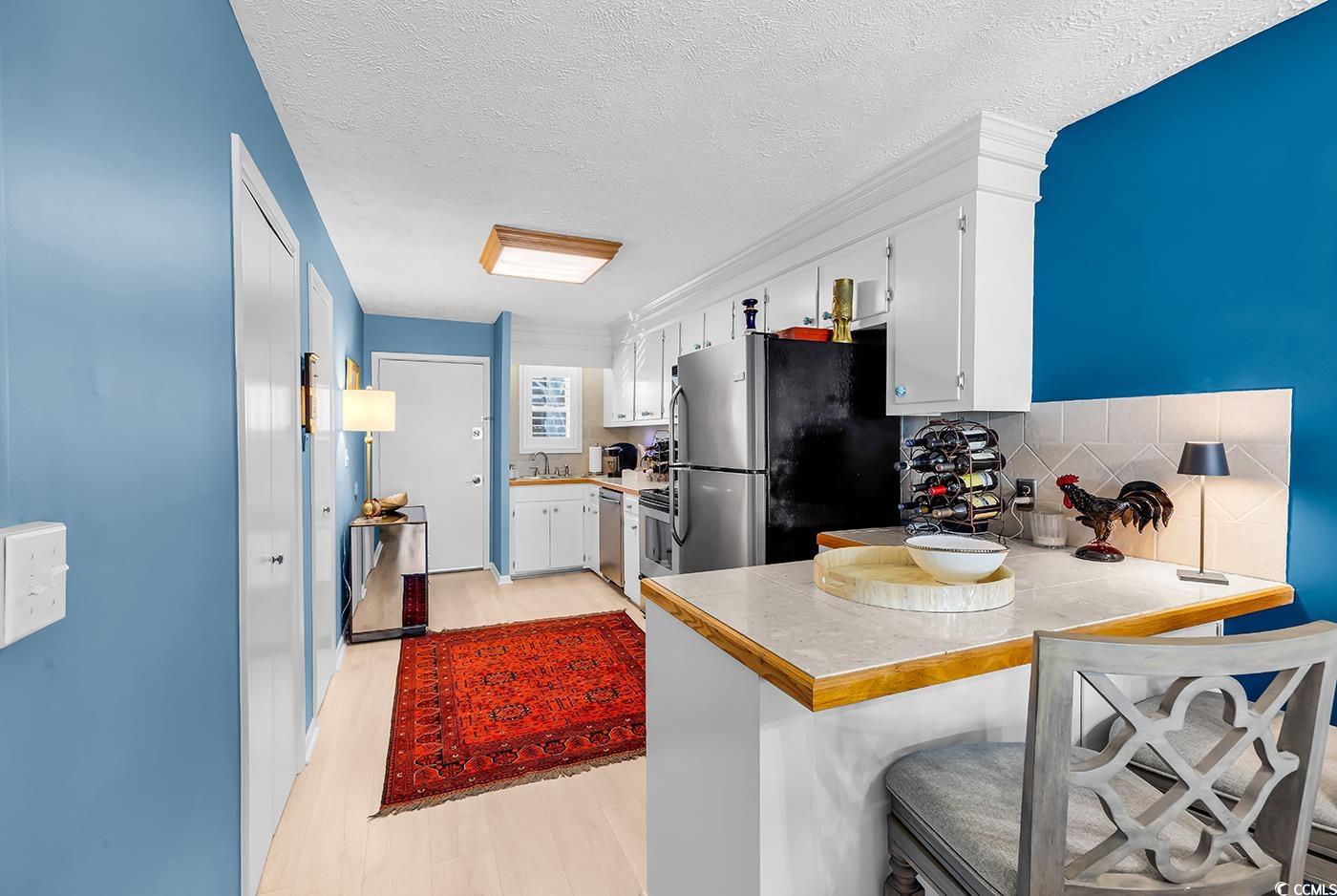 300 63rd Ave. N Unit: 102C