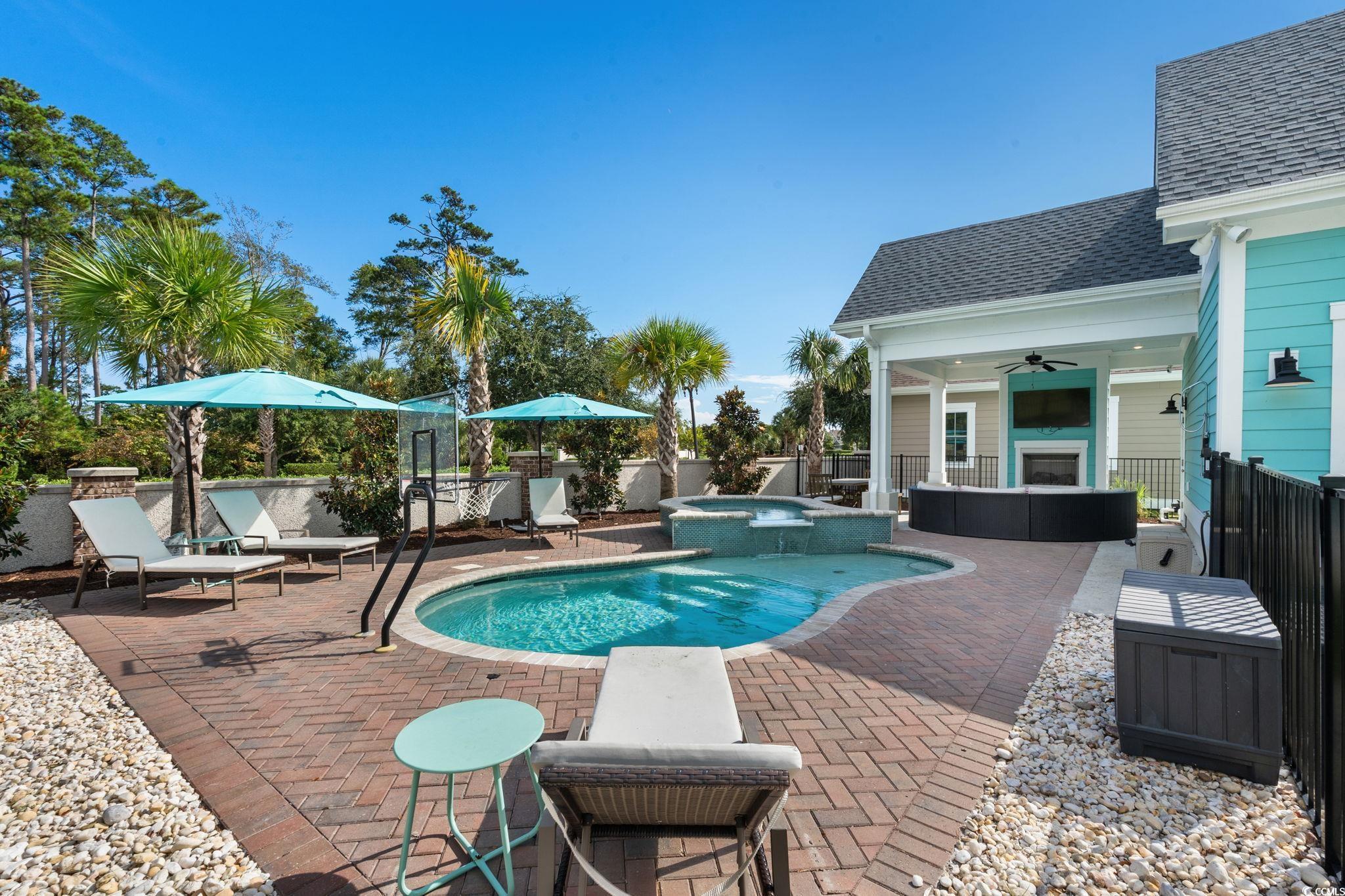8336 Sandlapper Way