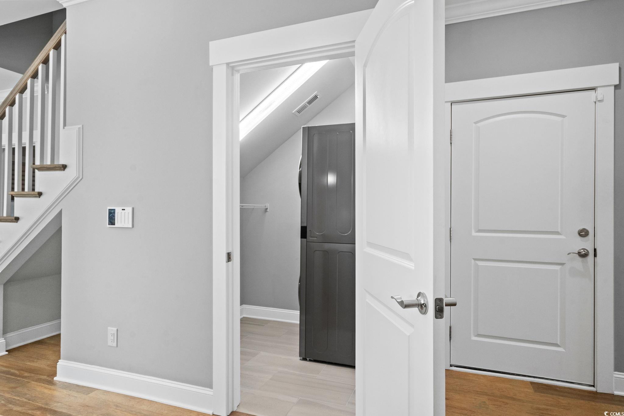 889 Hillmoore Ct. Unit: A