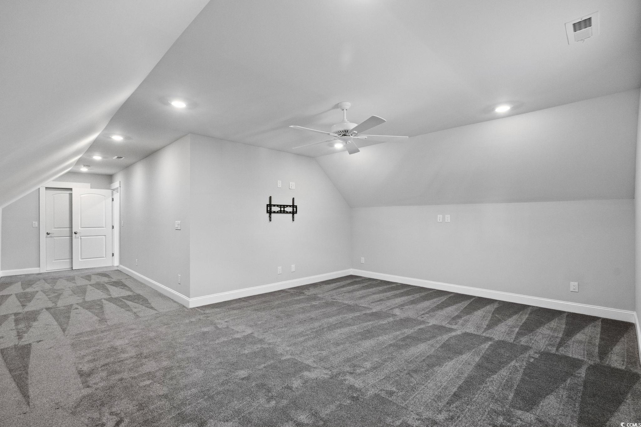 889 Hillmoore Ct. Unit: A