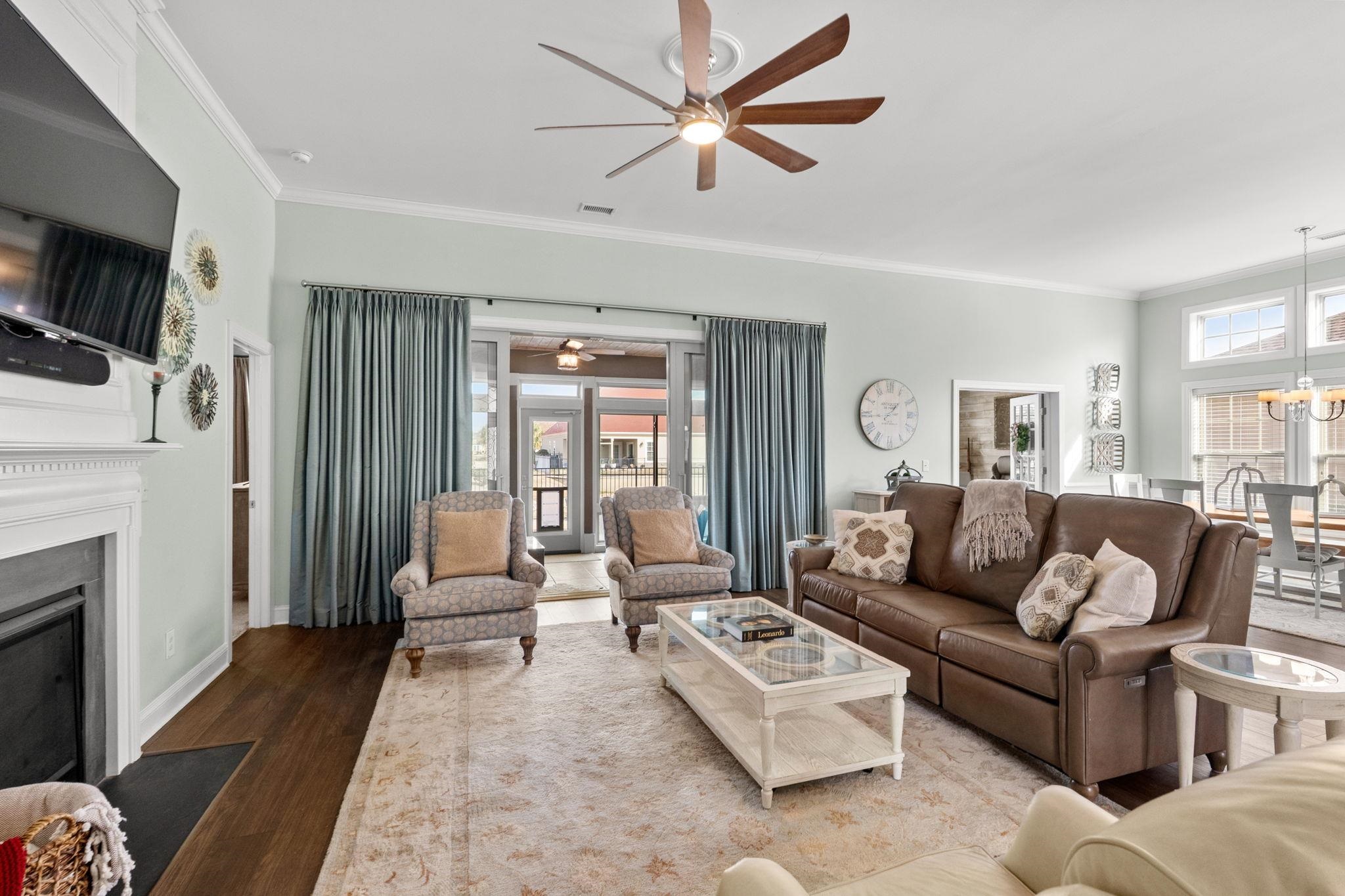 2317 Via Palma Dr.