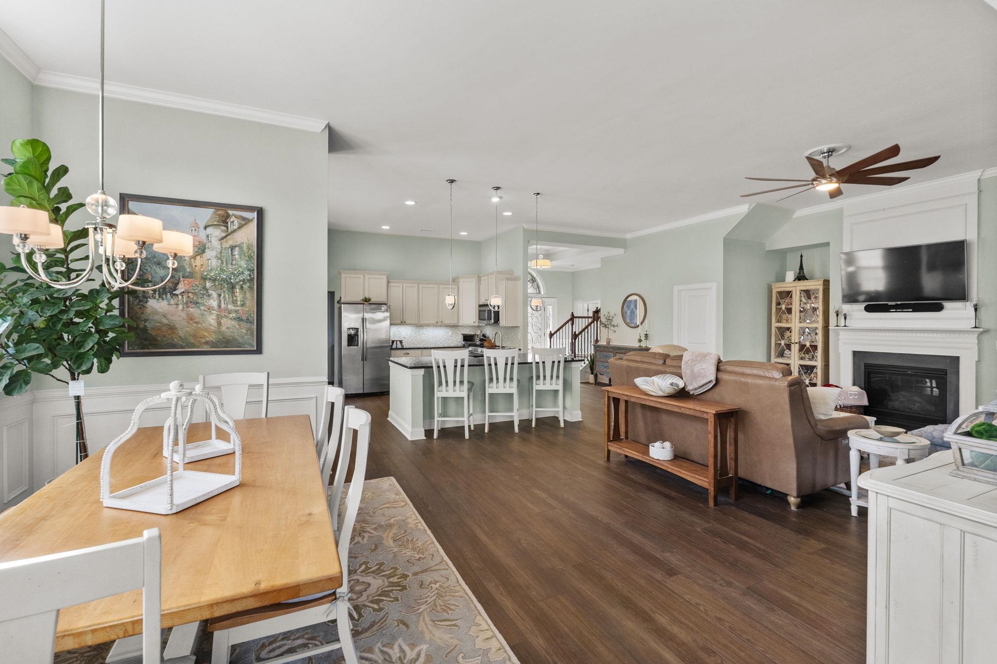 2317 Via Palma Dr.