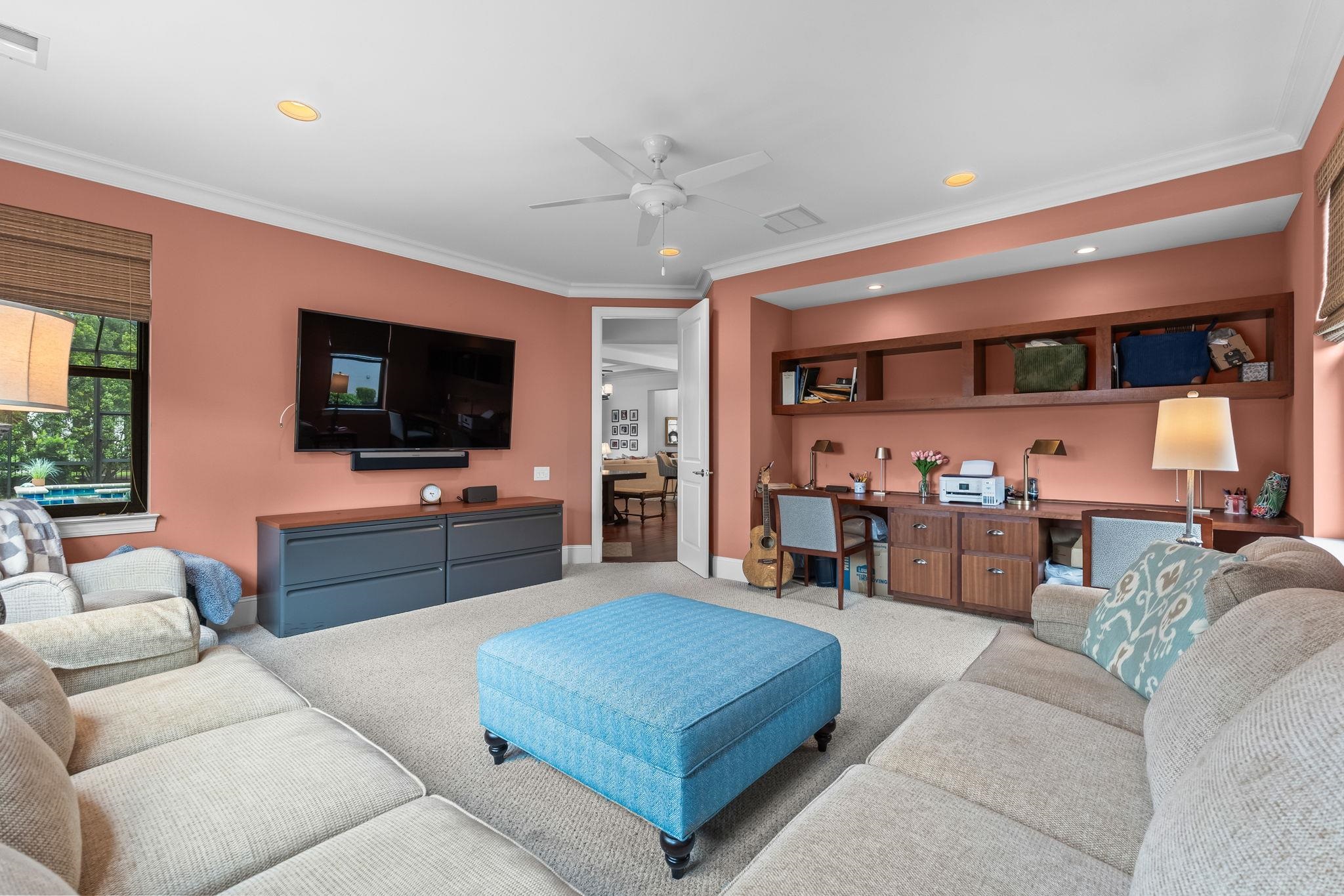 1726 Serena Dr.