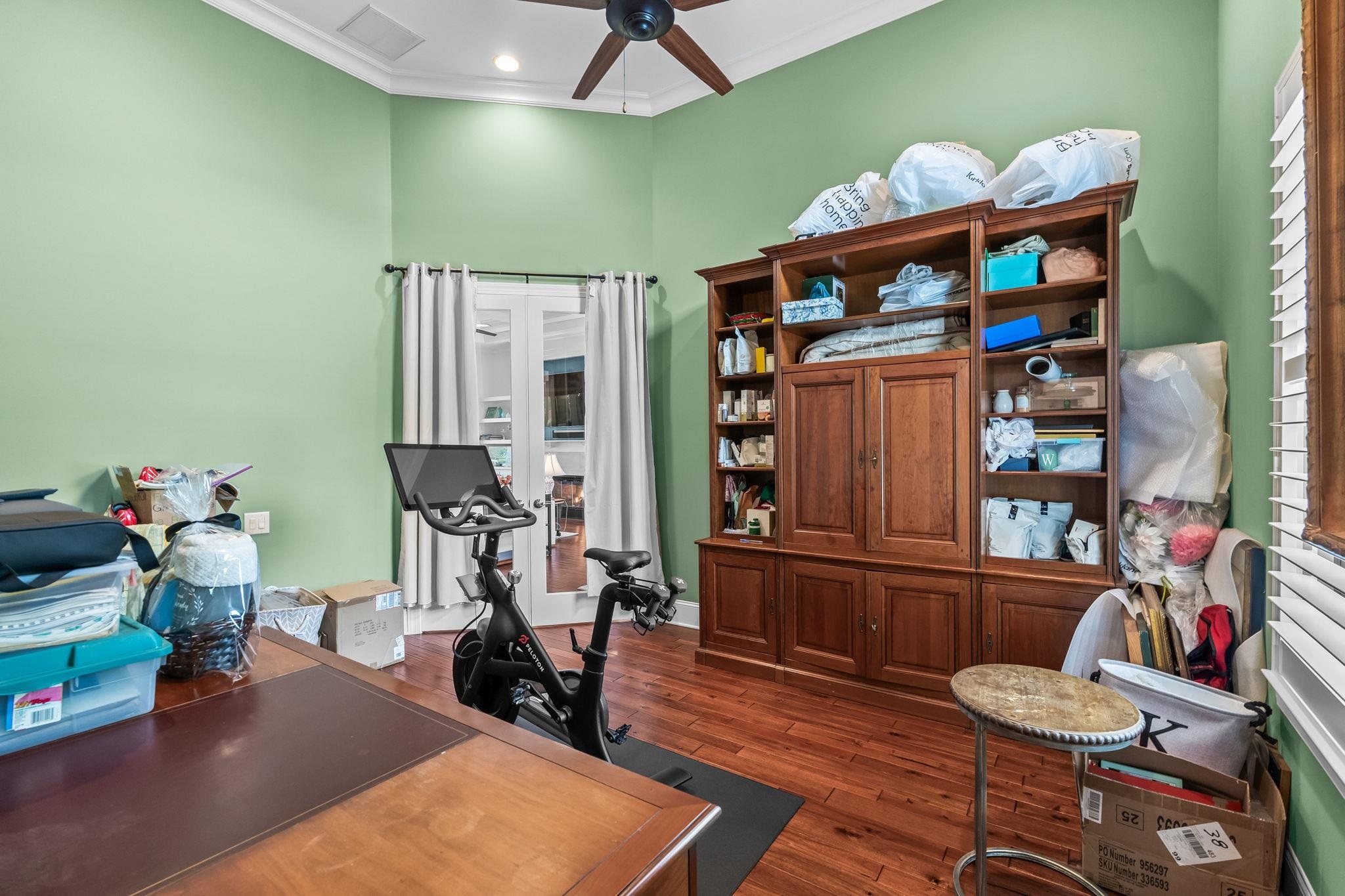 1726 Serena Dr.