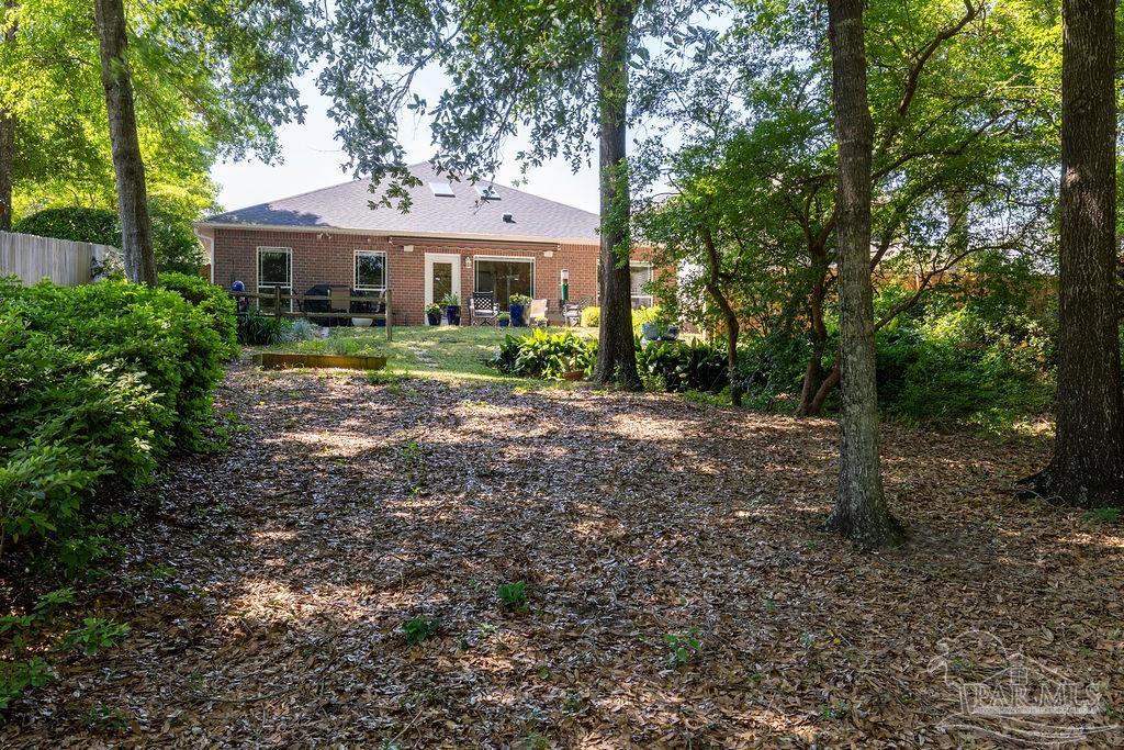 5600 Enchanting Oaks Dr