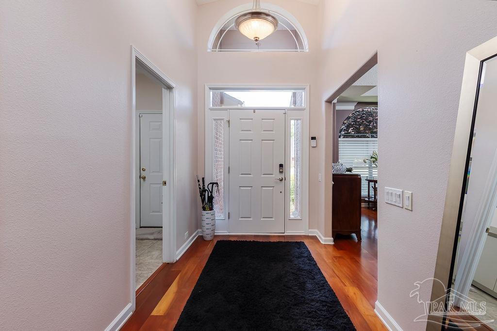 5600 Enchanting Oaks Dr